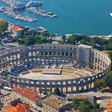 Apartman Andela Pula Centar Buitenkant foto